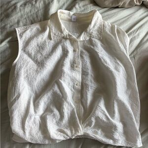Old Navy Cream Sleeveless Blouse